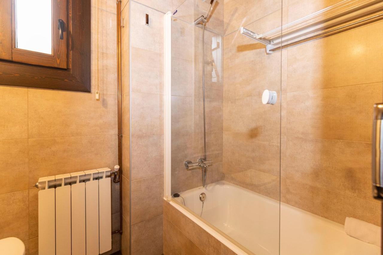 Apartamentos Casa Roldan I Benasque Exteriér fotografie